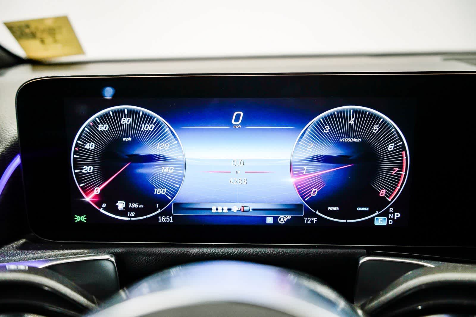 Thumbnail: 2026 Mercedes-Benz GLB - 25