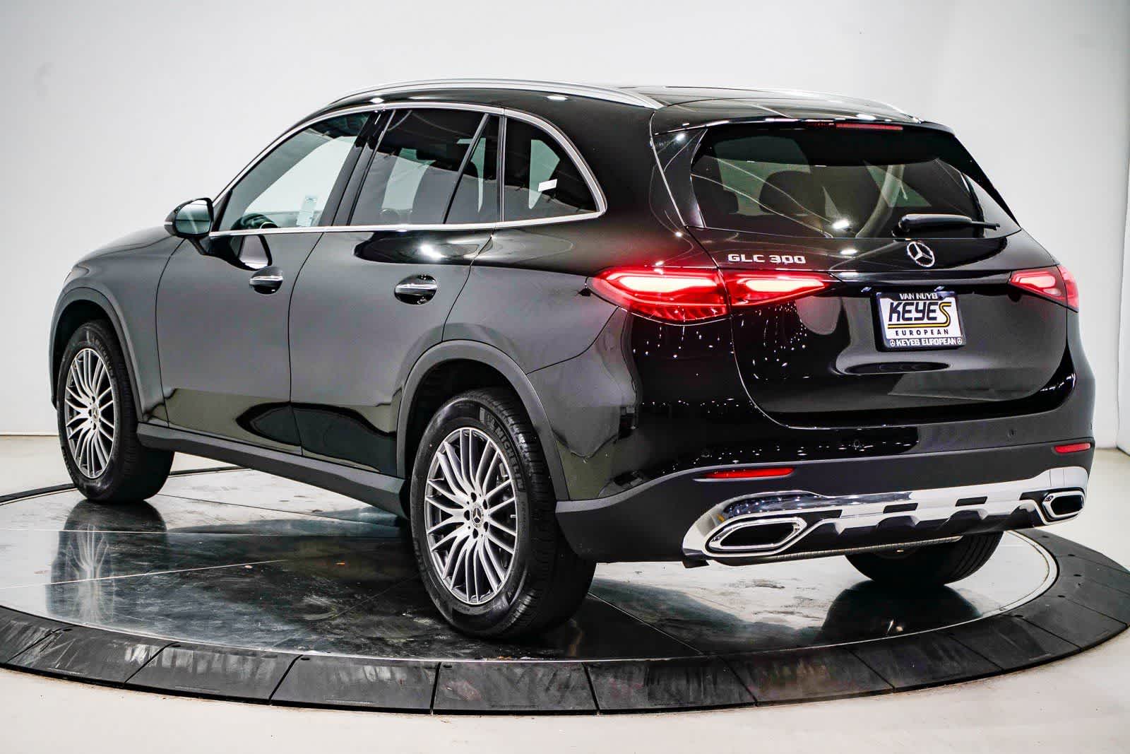 Thumbnail: 2025 Mercedes-Benz GLC - 2