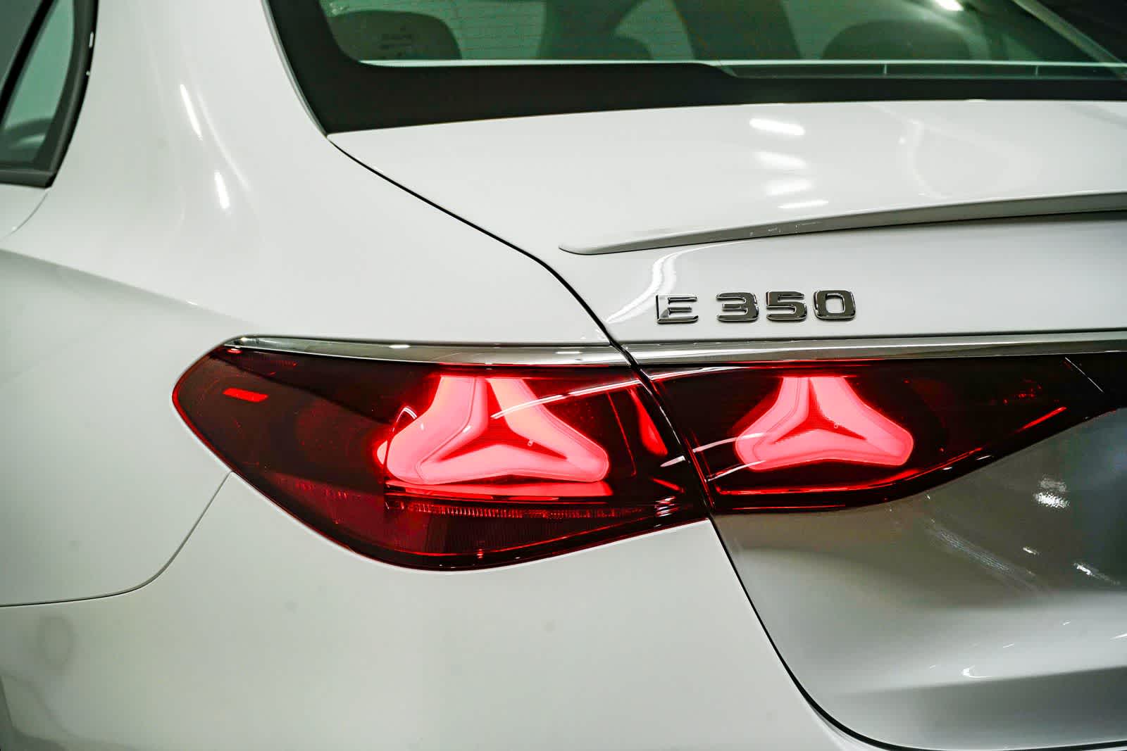 Thumbnail: 2026 Mercedes-Benz E-Class - 9