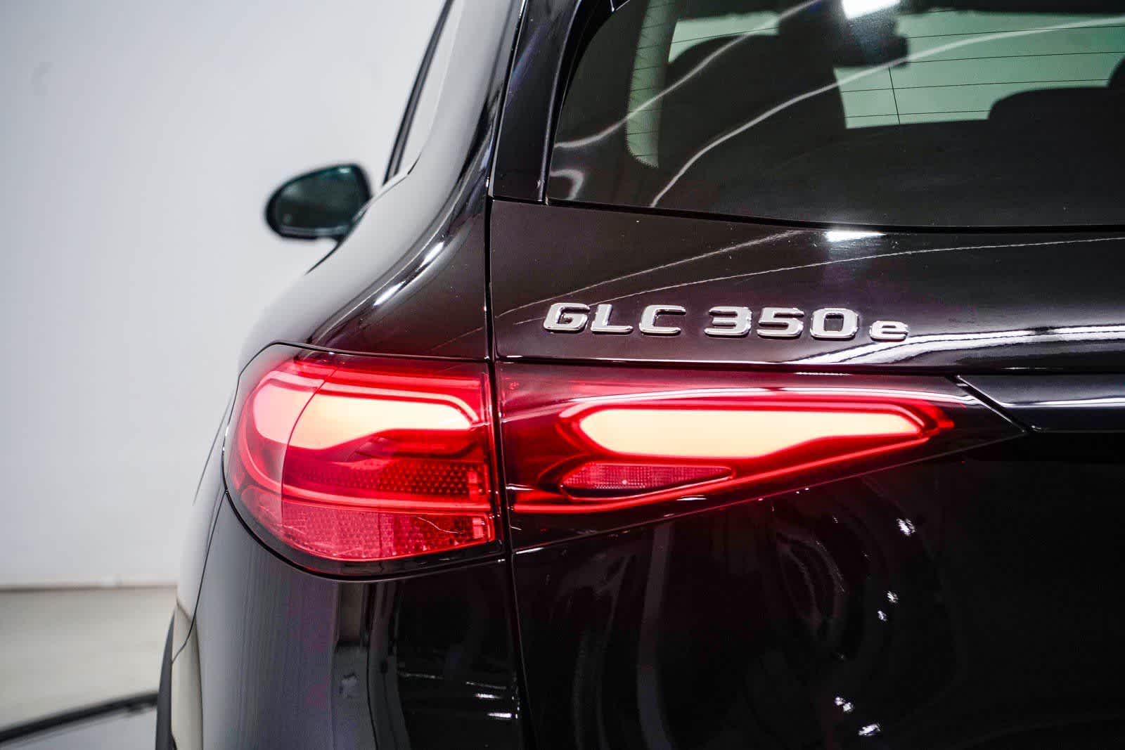 Thumbnail: 2025 Mercedes-Benz GLC - 8