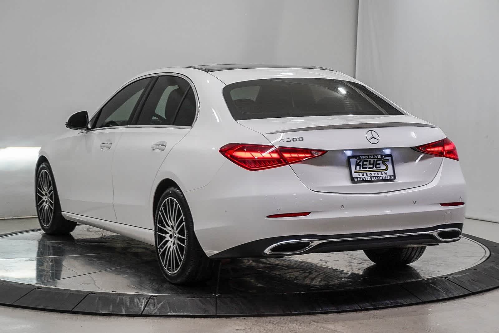 Thumbnail: 2023 Mercedes-Benz C-Class - 6