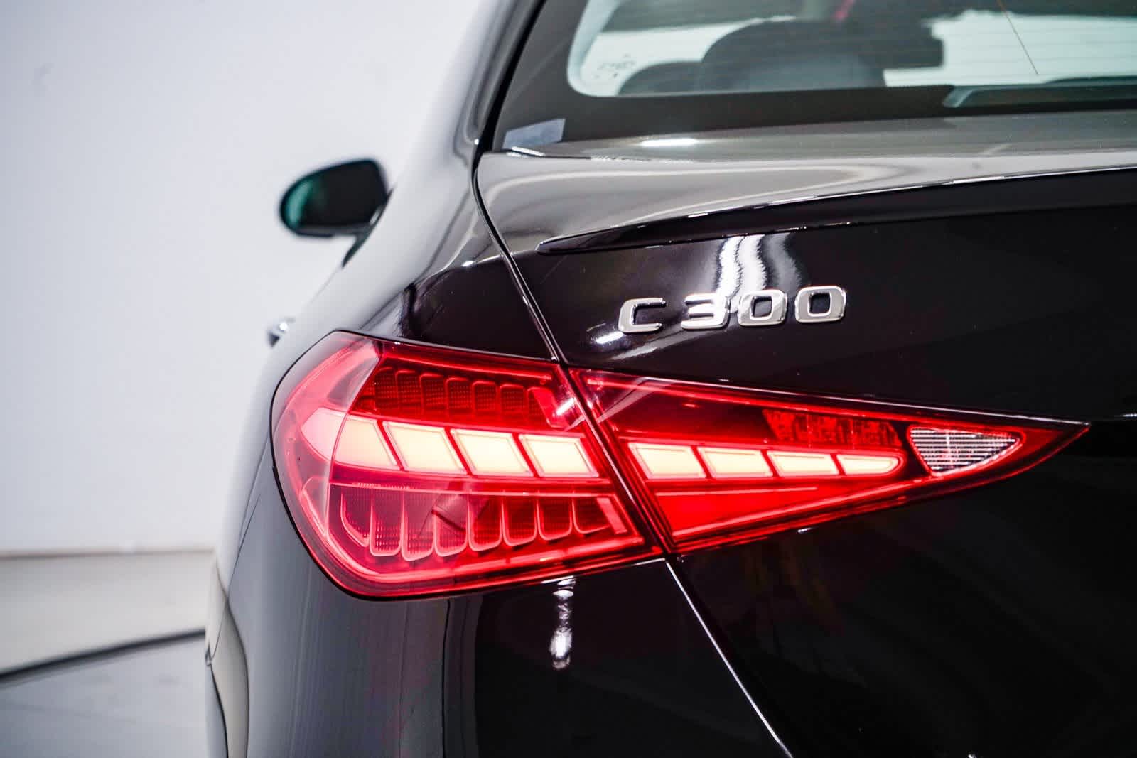 Thumbnail: 2025 Mercedes-Benz C-Class - 9