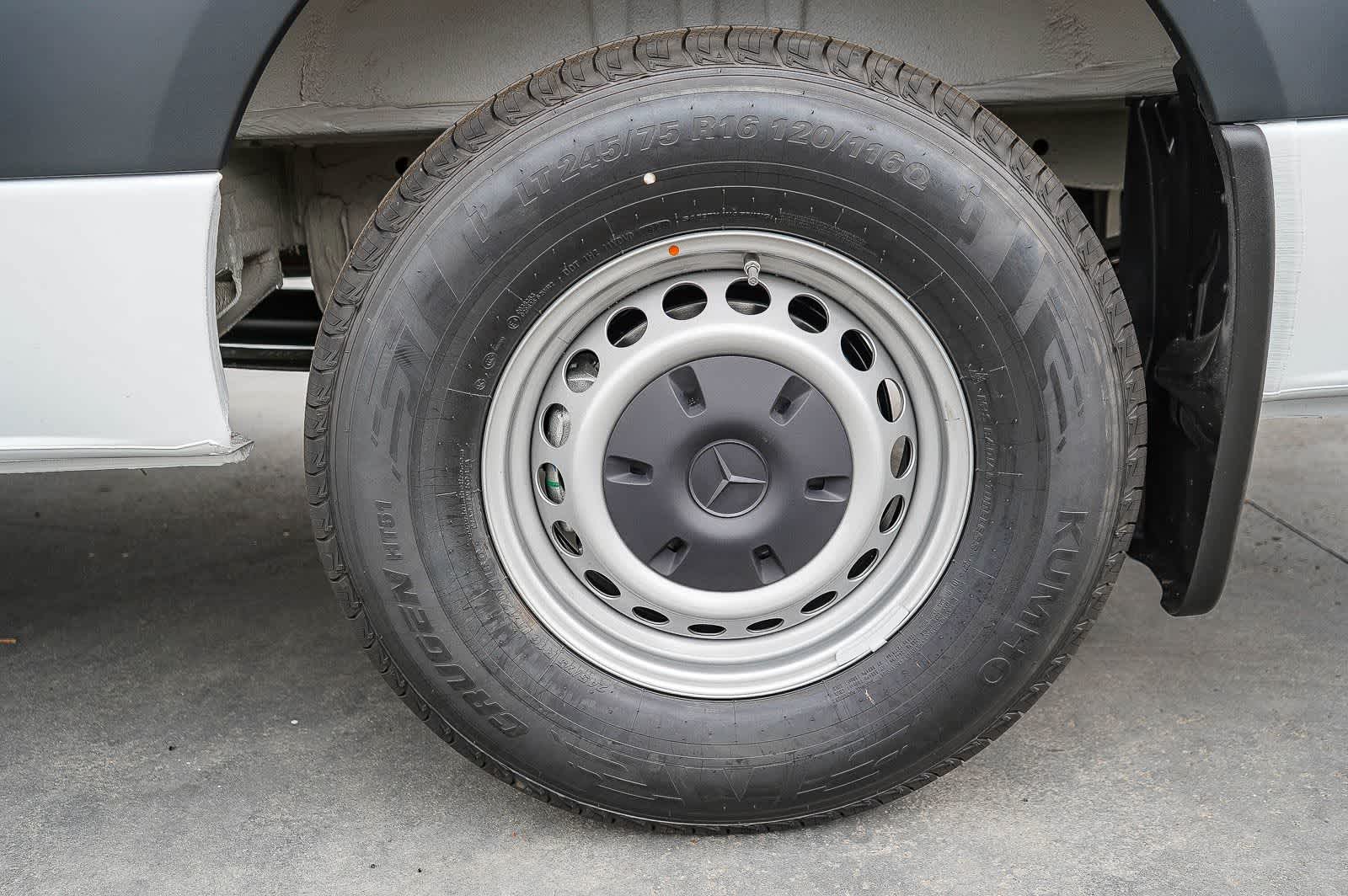 Thumbnail: 2026 Mercedes-Benz Sprinter - 8