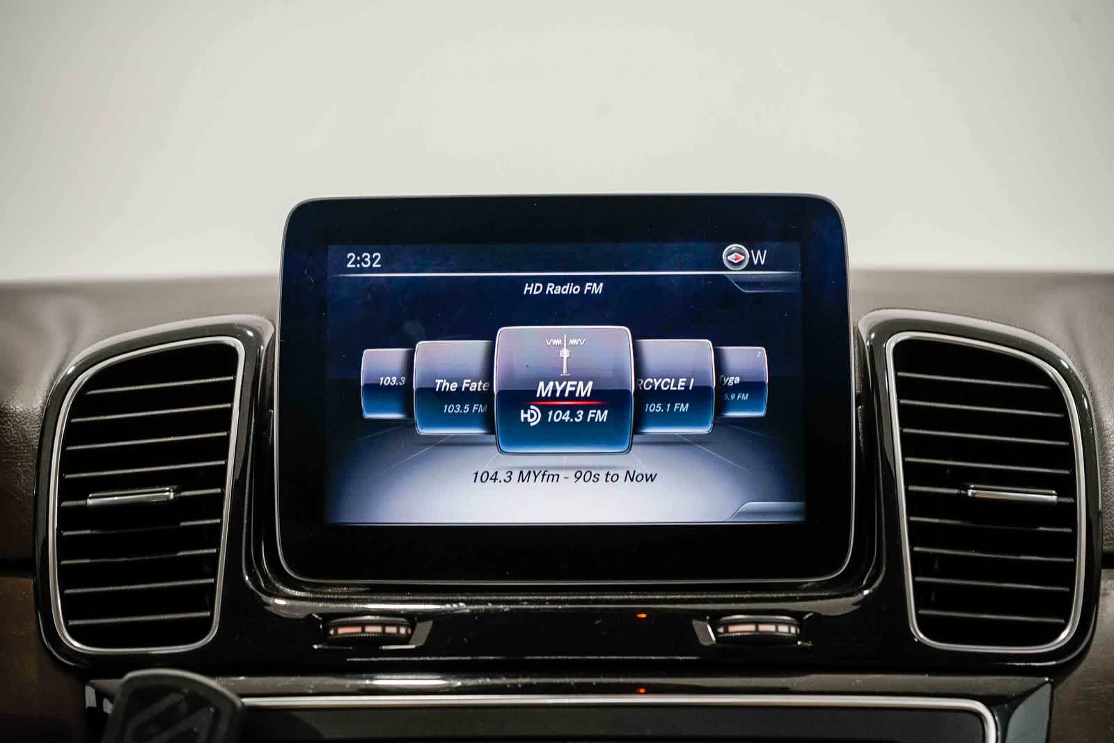 Thumbnail: 2017 Mercedes-Benz GLE - 14