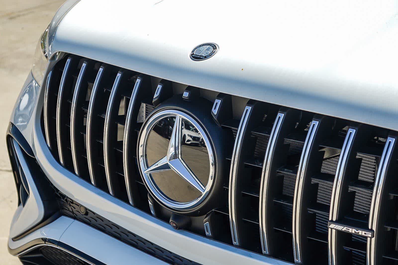 Thumbnail: 2026 Mercedes-Benz GLE - 9