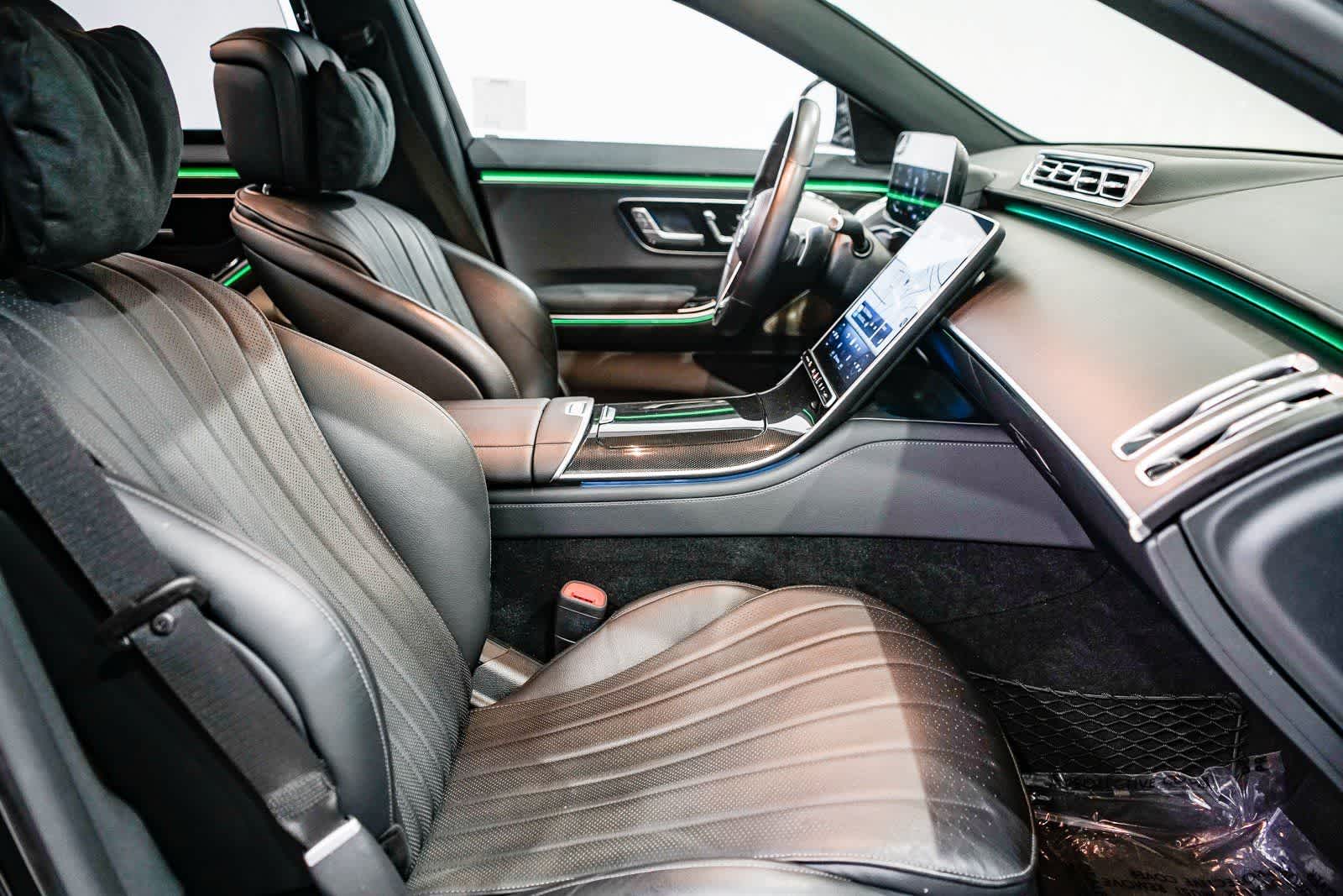 Thumbnail: 2023 Mercedes-Benz S-Class - 16