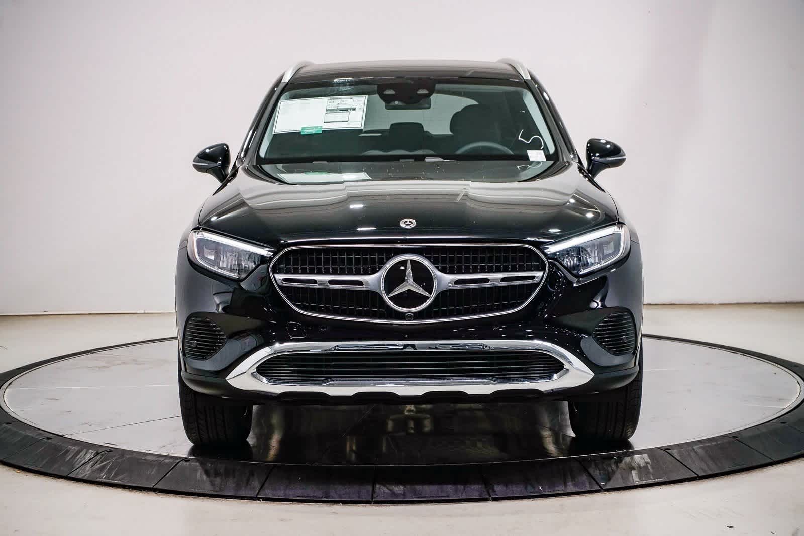 Thumbnail: 2025 Mercedes-Benz GLC - 6