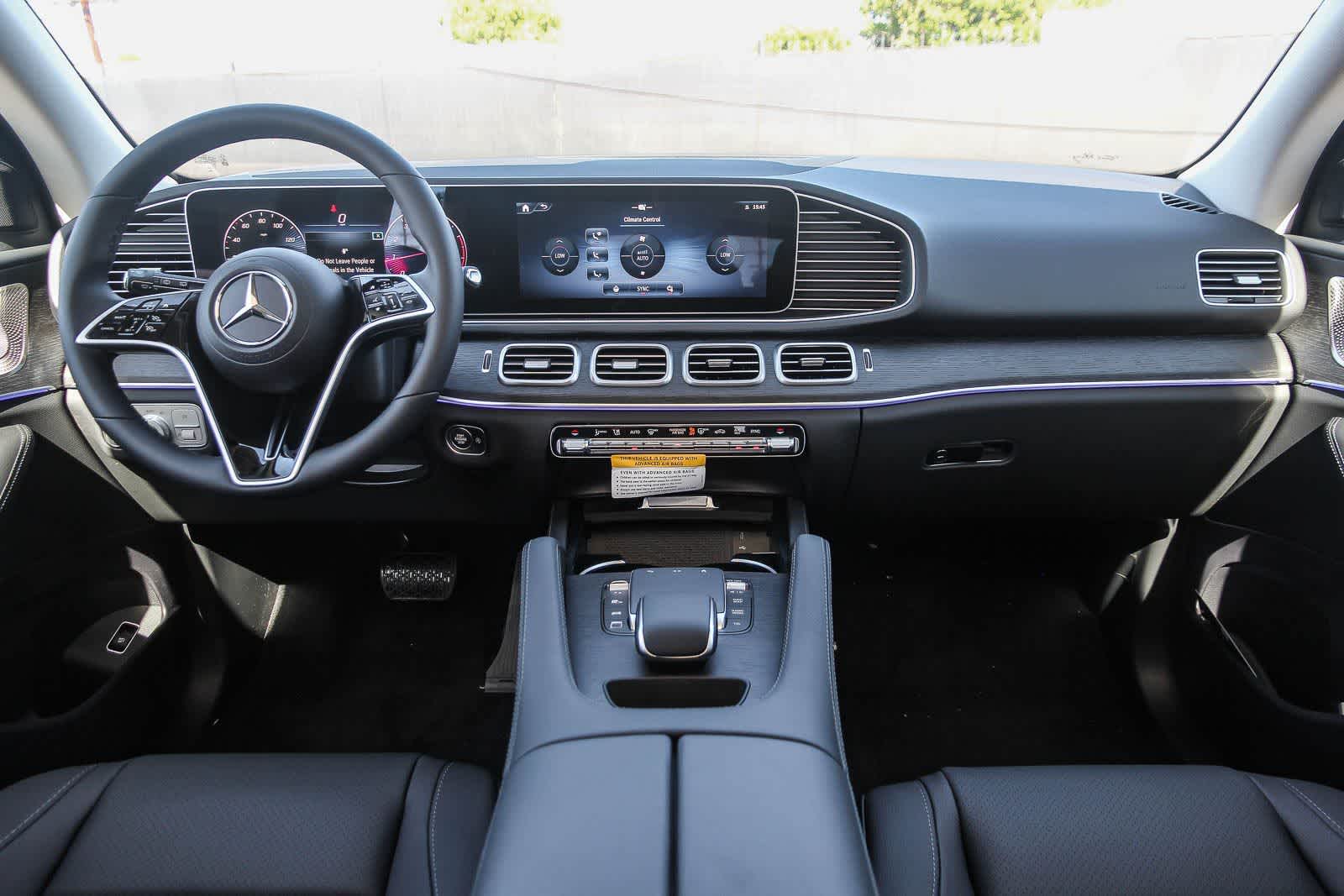 Thumbnail: 2026 Mercedes-Benz GLE - 13