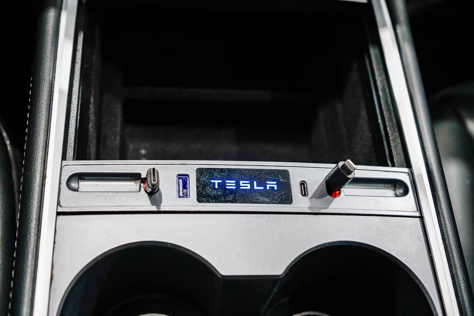 Thumbnail: 2023 Tesla Model Y - 22