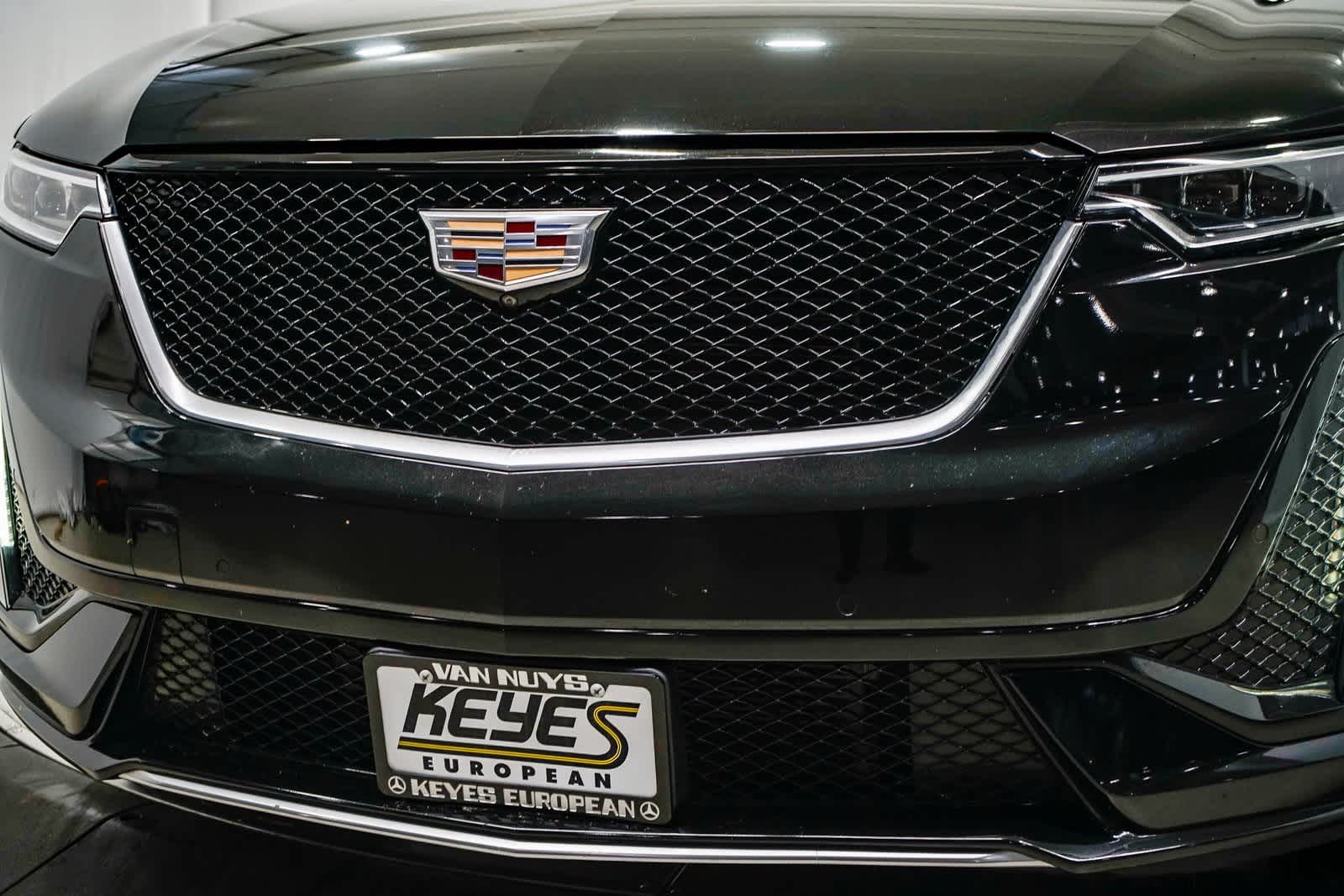 Thumbnail: 2021 Cadillac XT6 - 8