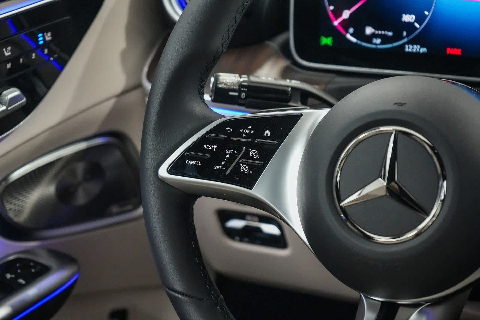 Thumbnail: 2025 Mercedes-Benz C-Class - 20