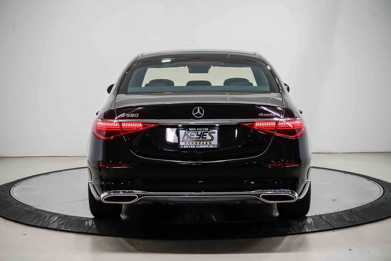 Thumbnail: 2025 Mercedes-Benz S-Class - 3