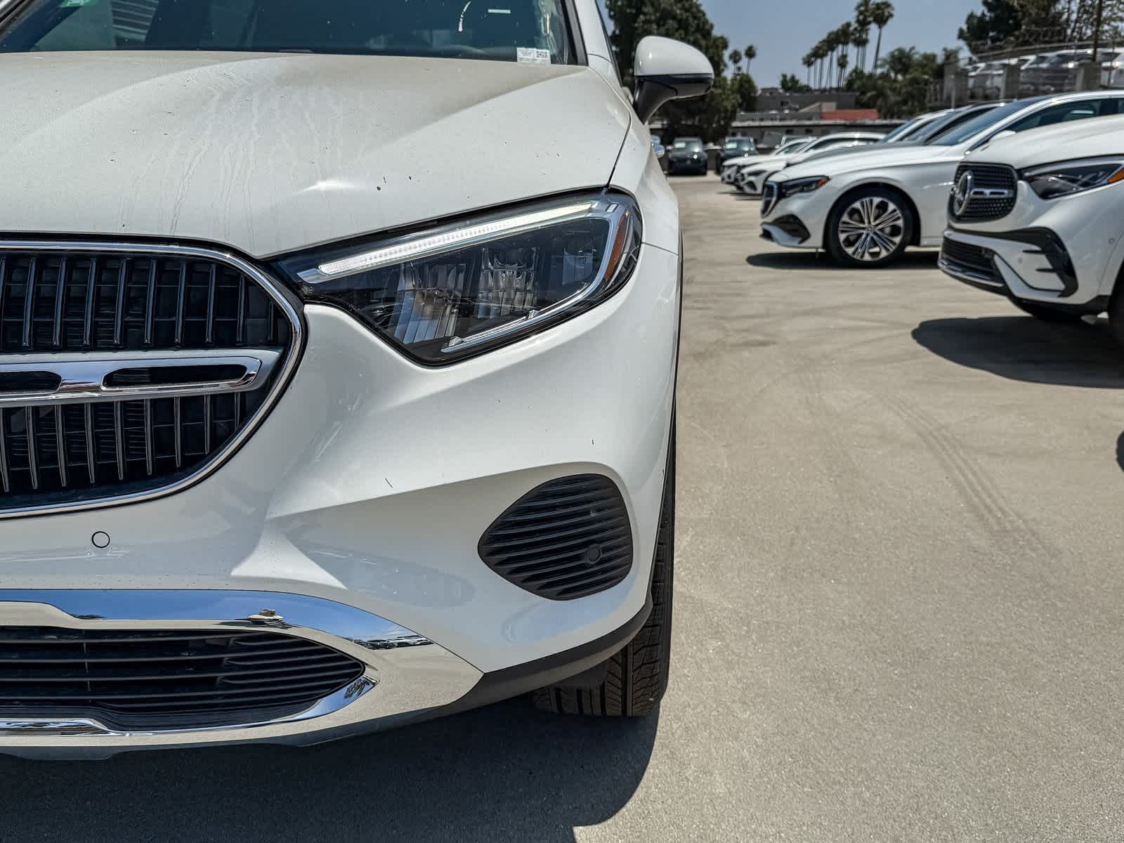 Thumbnail: 2025 Mercedes-Benz GLC - 10