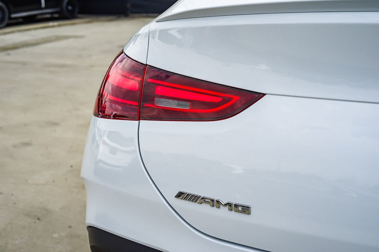 Thumbnail: 2025 Mercedes-Benz GLE - 10