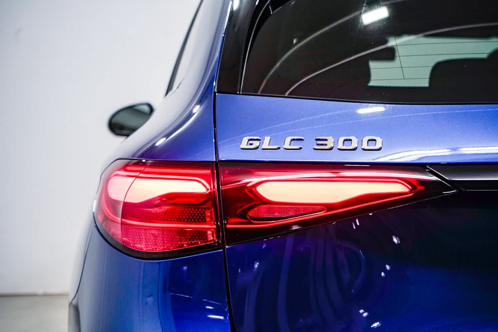 Thumbnail: 2025 Mercedes-Benz GLC - 9