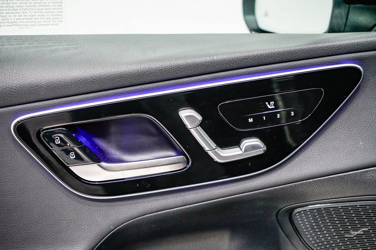 Thumbnail: 2025 Mercedes-Benz GLC - 19