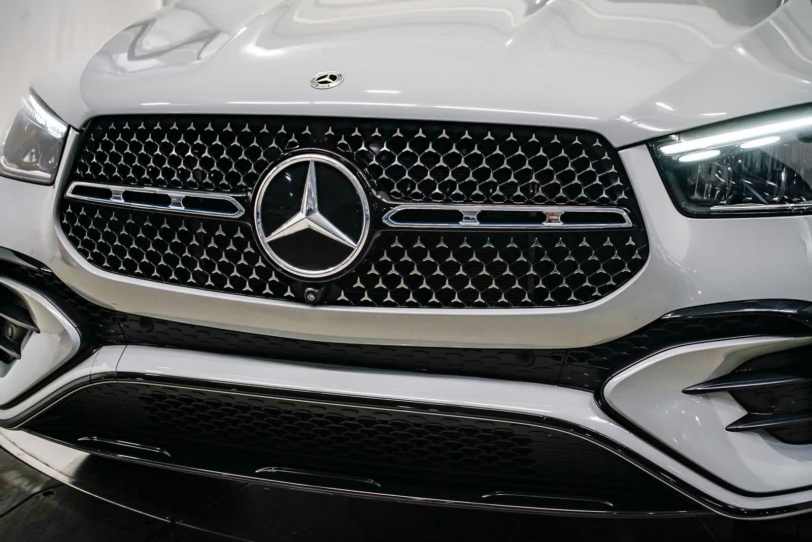 Thumbnail: 2024 Mercedes-Benz GLE - 8