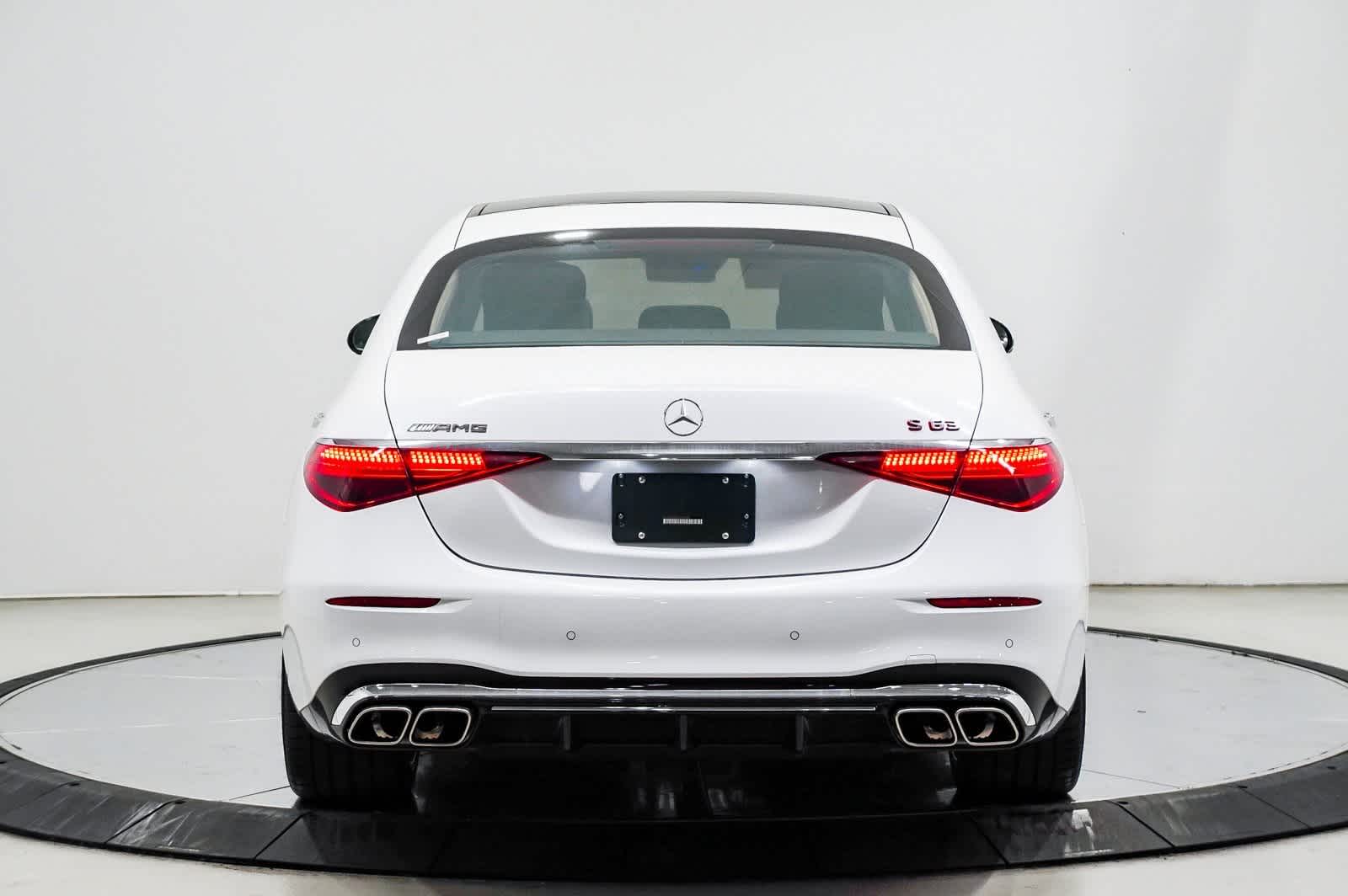 Thumbnail: 2025 Mercedes-Benz S-Class - 3