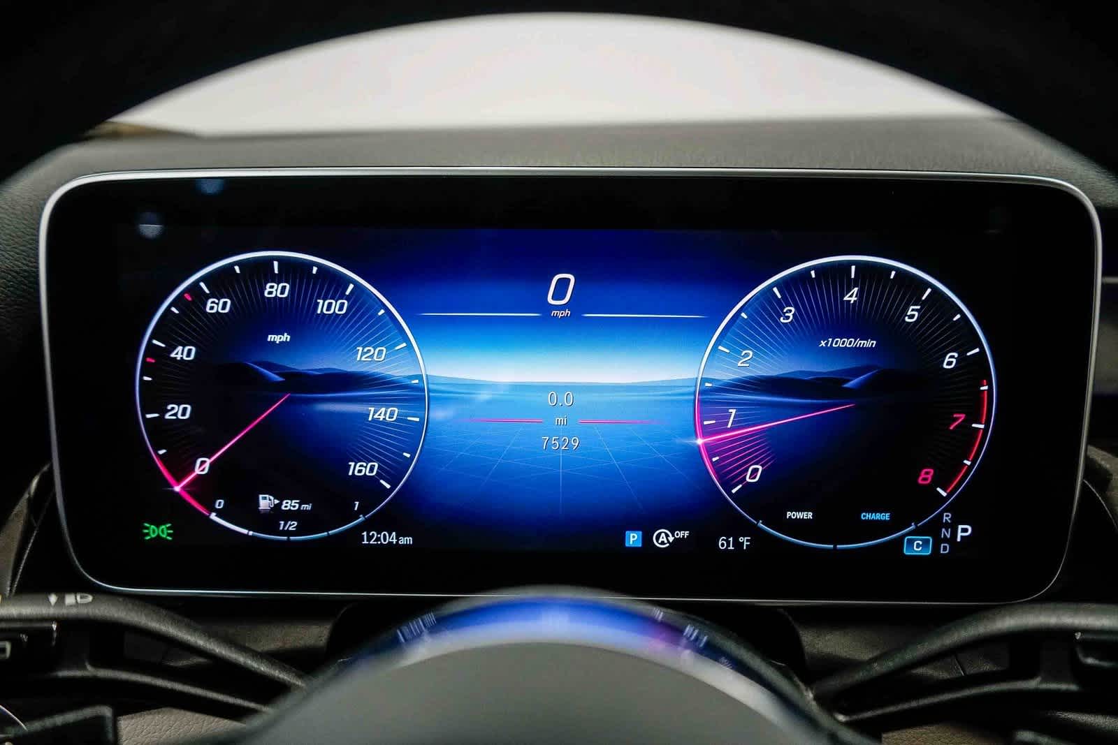 Thumbnail: 2025 Mercedes-Benz GLC - 25