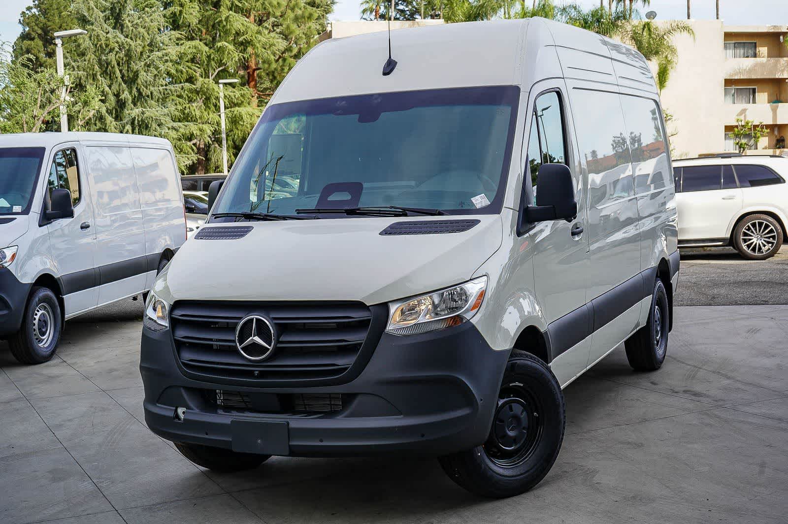 Thumbnail: 2026 Mercedes-Benz Sprinter - 1