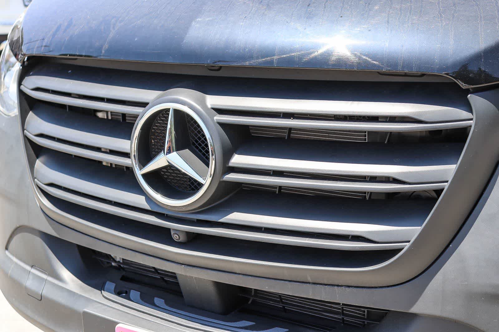 Thumbnail: 2024 Mercedes-Benz Sprinter - 8