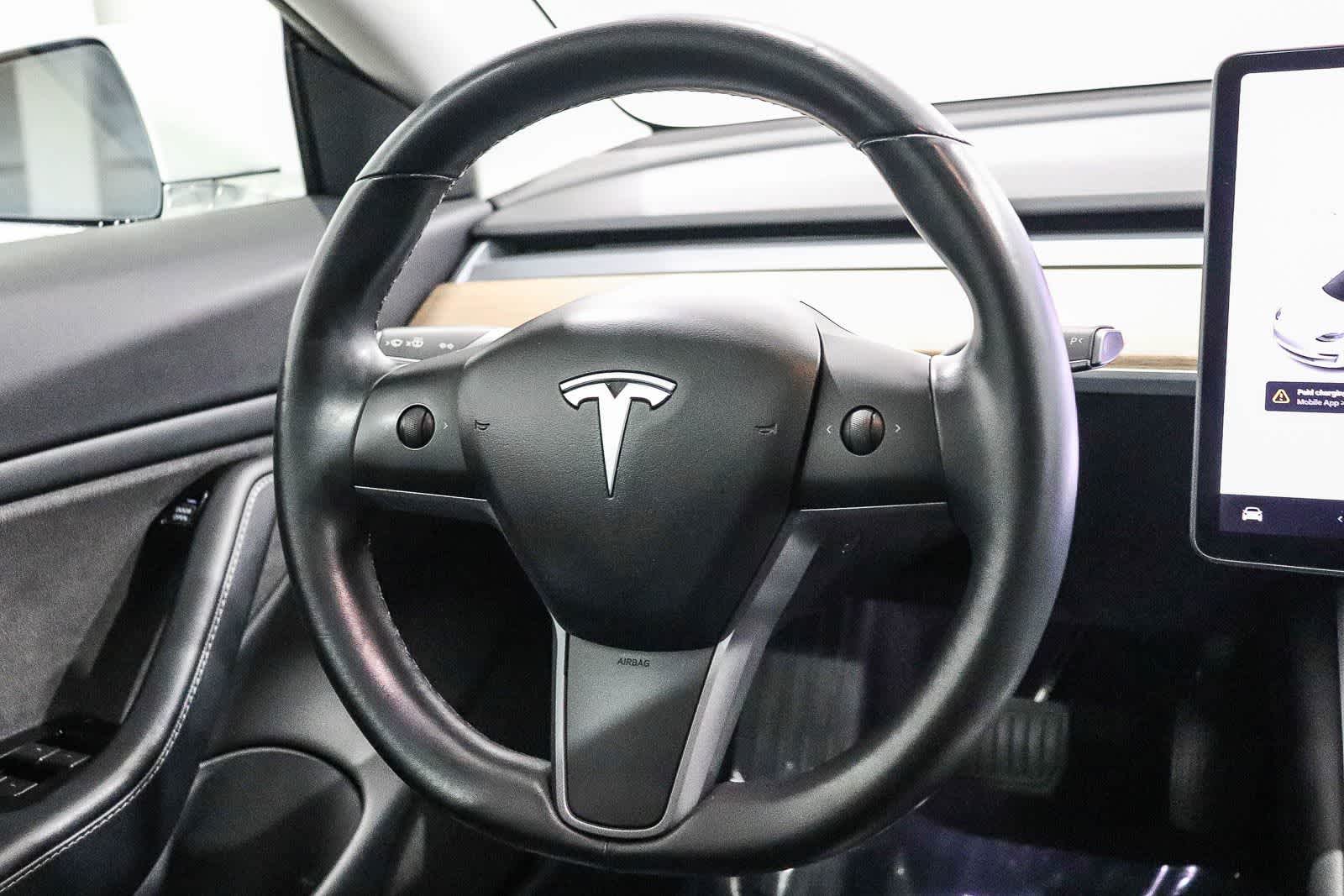 Thumbnail: 2018 Tesla Model 3 - 16