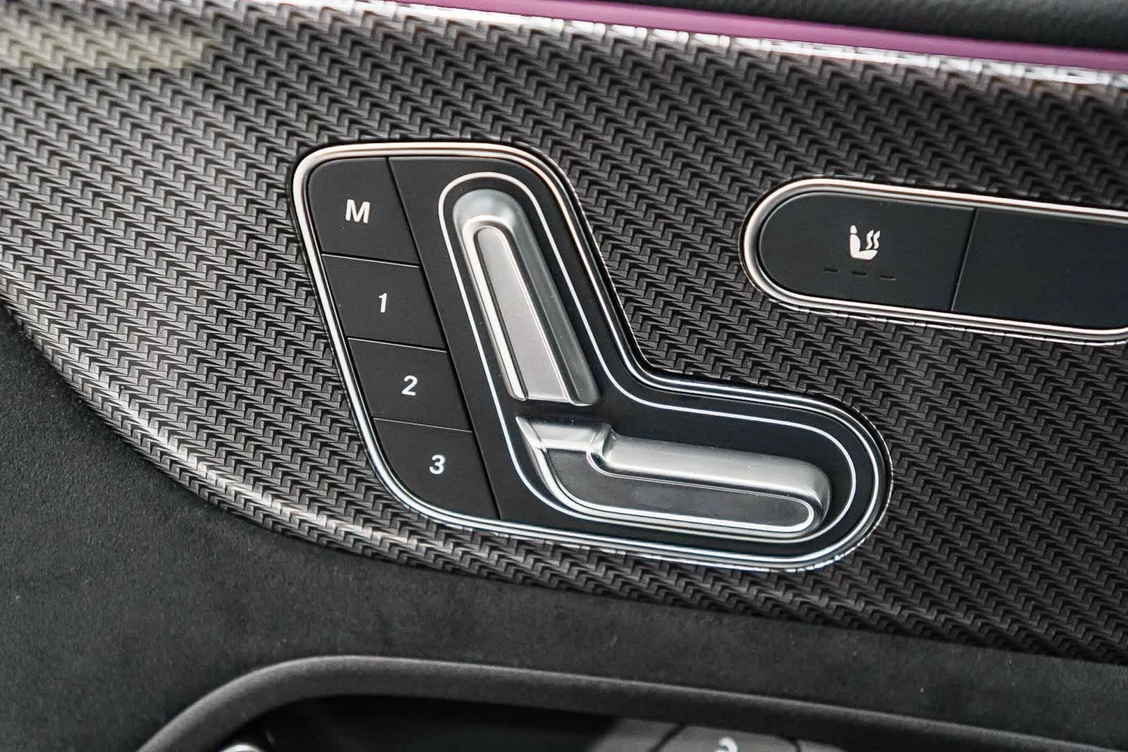 Thumbnail: 2025 Mercedes-Benz GLB - 24