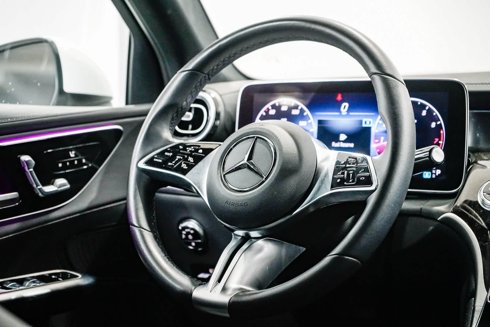 2024 Mercedes-Benz GLC 300 14