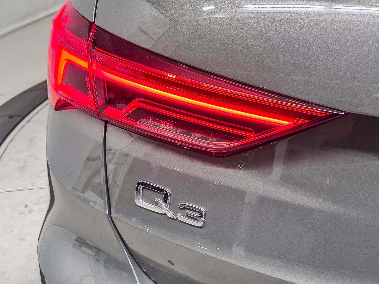 Thumbnail: 2019 Audi Q3 - 9