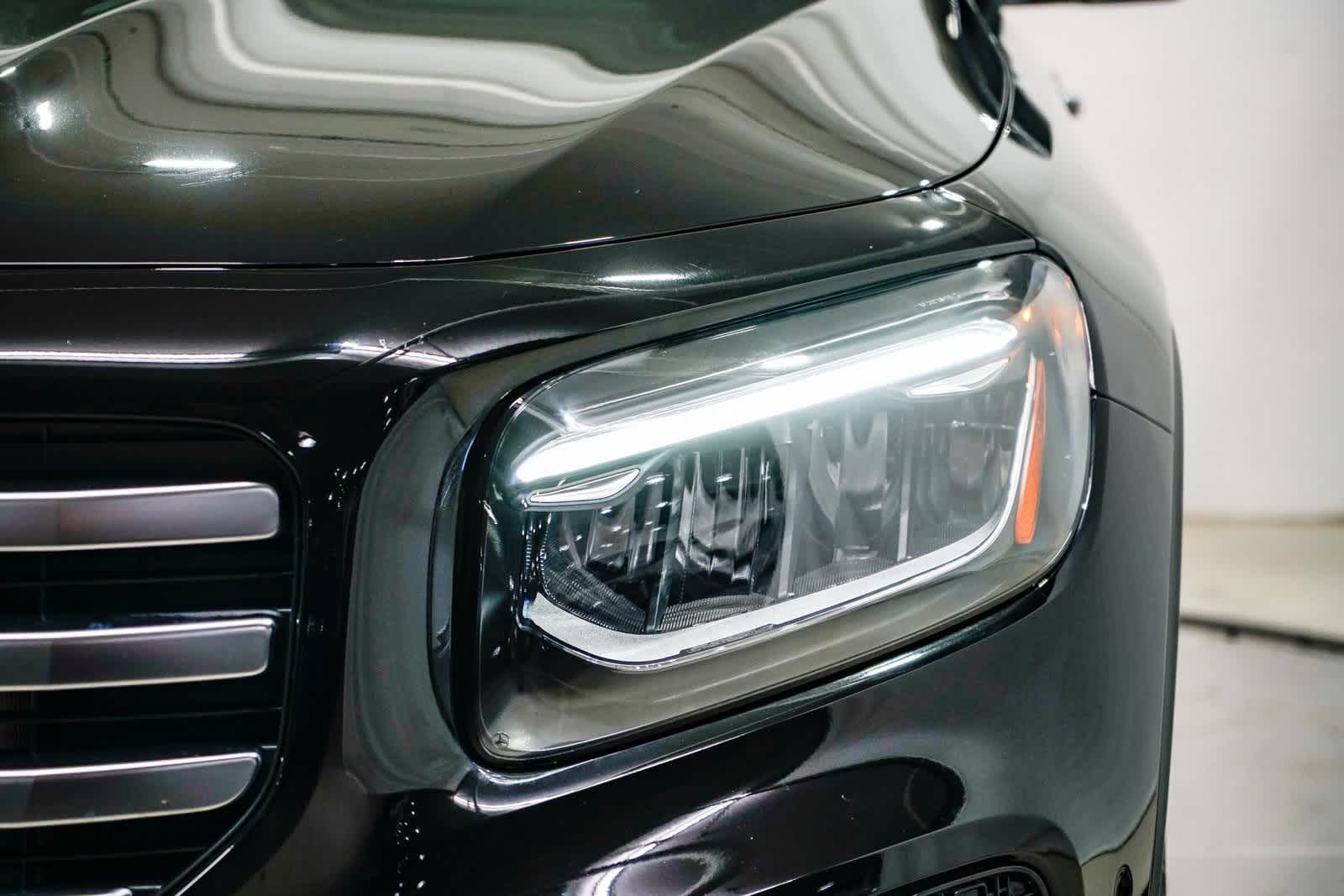 Thumbnail: 2025 Mercedes-Benz GLB - 7