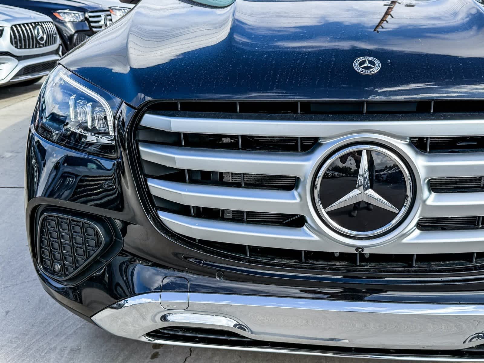 Thumbnail: 2026 Mercedes-Benz GLS - 11