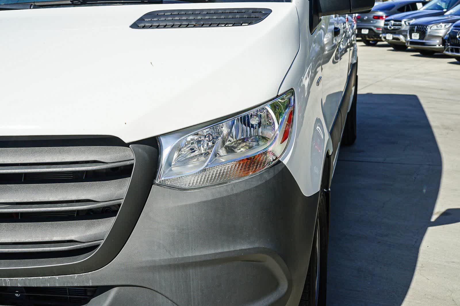 Thumbnail: 2024 Mercedes-Benz eSprinter - 7