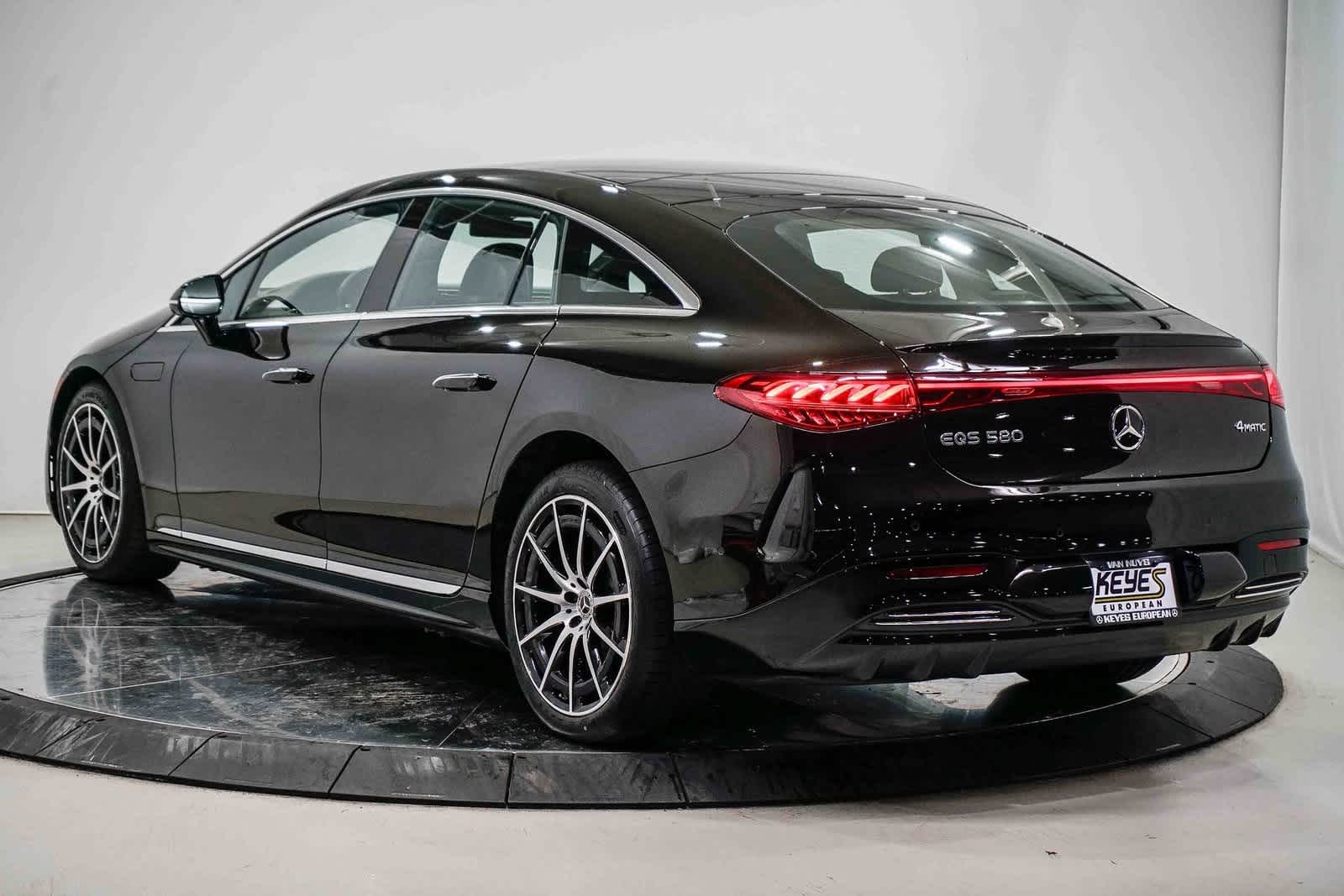 Thumbnail: 2023 Mercedes-Benz EQS - 2