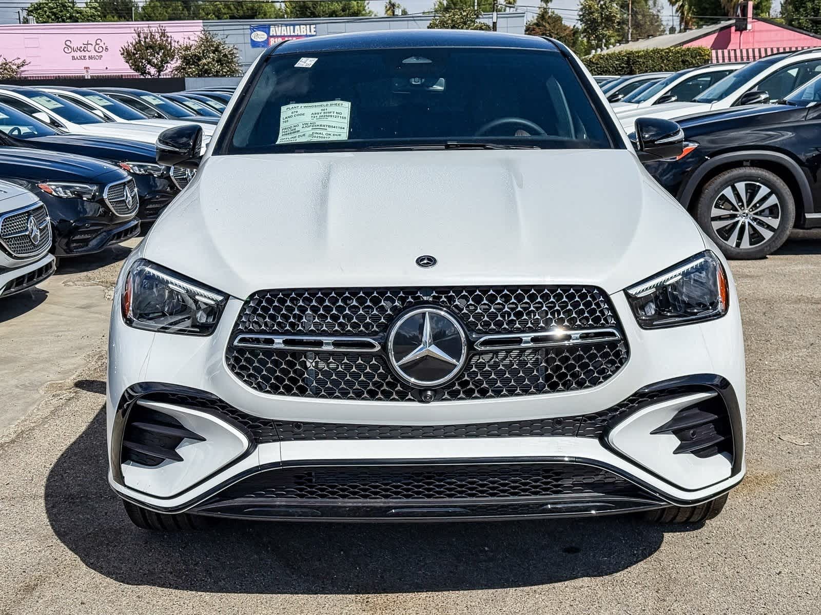 Thumbnail: 2026 Mercedes-Benz GLE - 2
