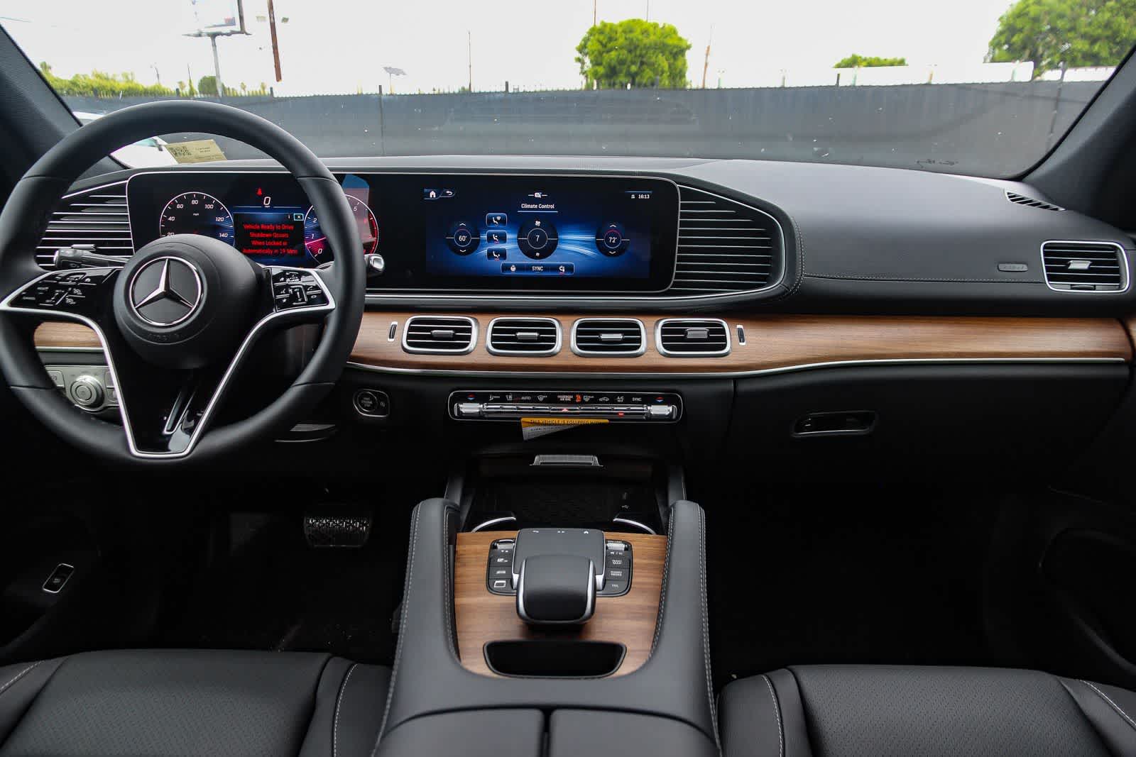 Thumbnail: 2026 Mercedes-Benz GLE - 13