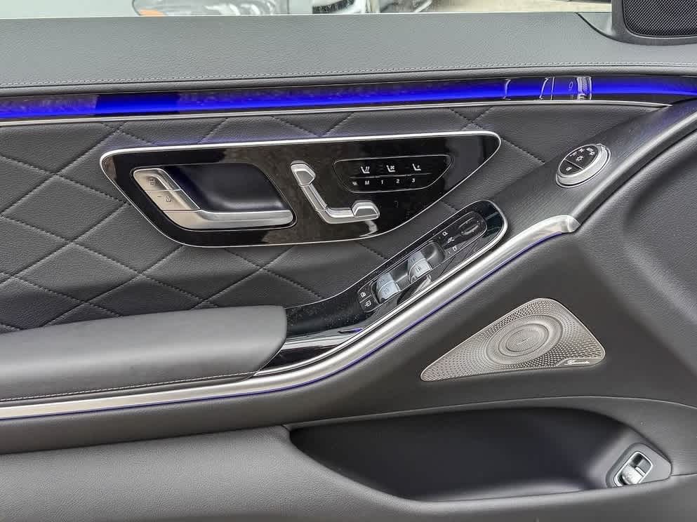 Thumbnail: 2025 Mercedes-Benz S-Class - 23