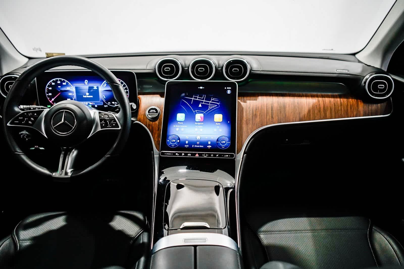 Thumbnail: 2025 Mercedes-Benz GLC - 11