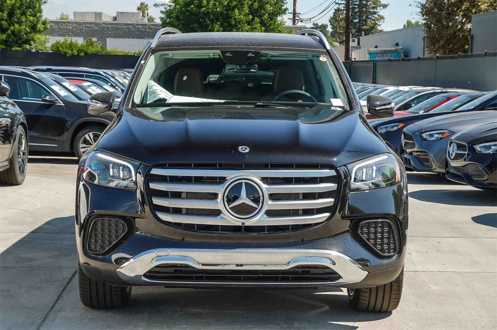 Thumbnail: 2026 Mercedes-Benz GLS - 2