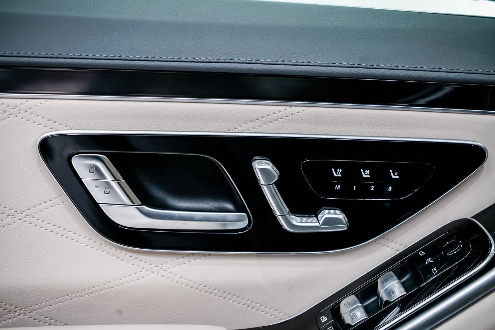 Thumbnail: 2025 Mercedes-Benz S-Class - 20