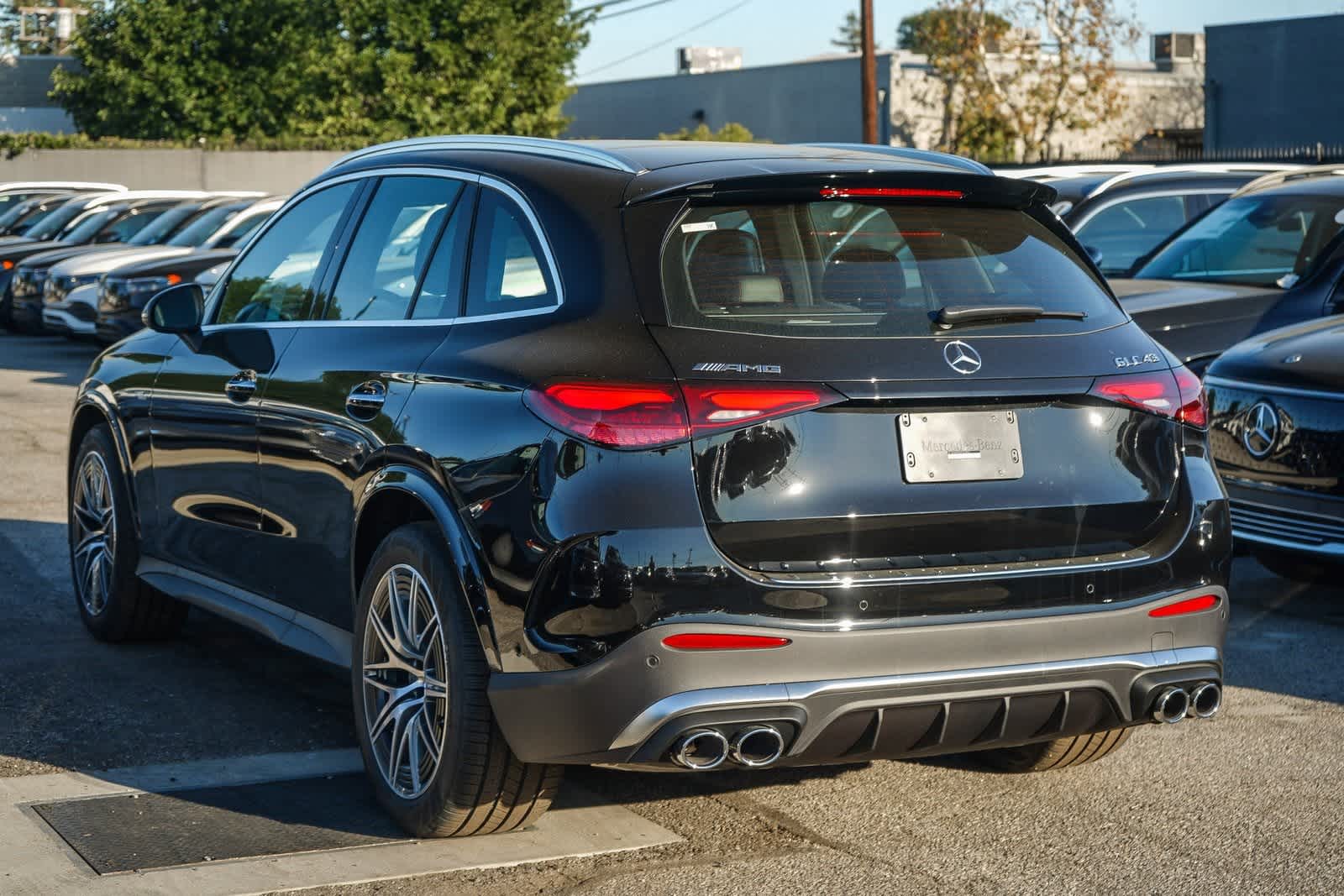 Thumbnail: 2025 Mercedes-Benz GLC - 6