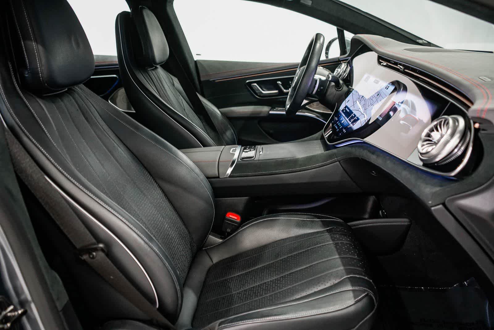 Thumbnail: 2023 Mercedes-Benz EQS - 16