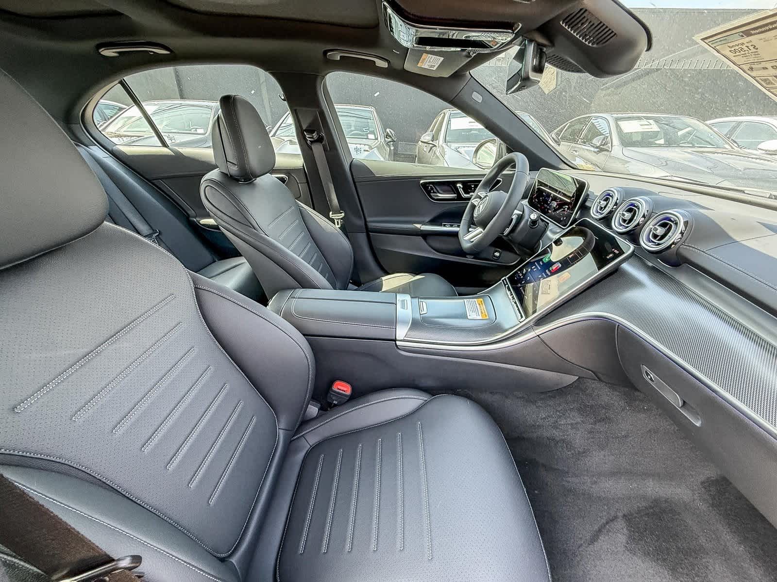 Thumbnail: 2025 Mercedes-Benz C-Class - 13