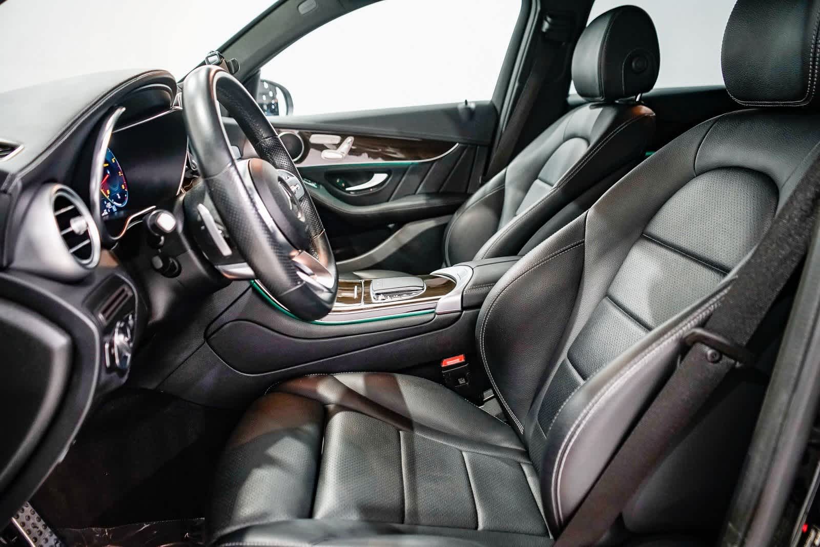 Thumbnail: 2023 Mercedes-Benz GLC - 17