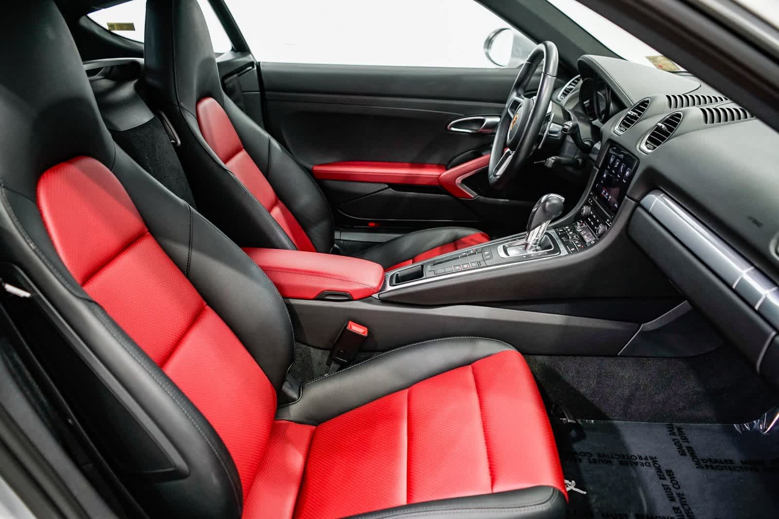 Thumbnail: 2022 Porsche 718 Cayman - 16