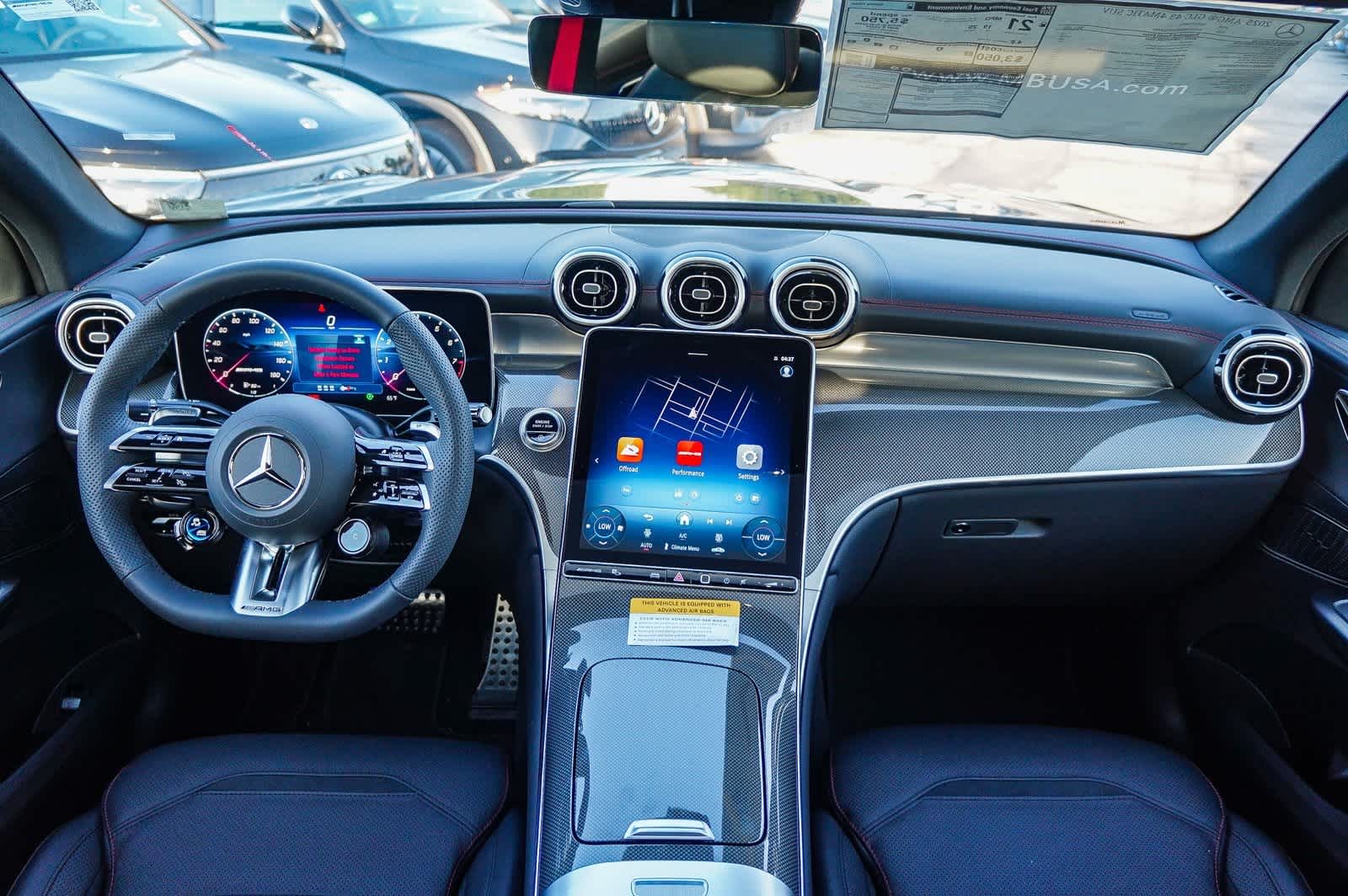 Thumbnail: 2025 Mercedes-Benz GLC - 11