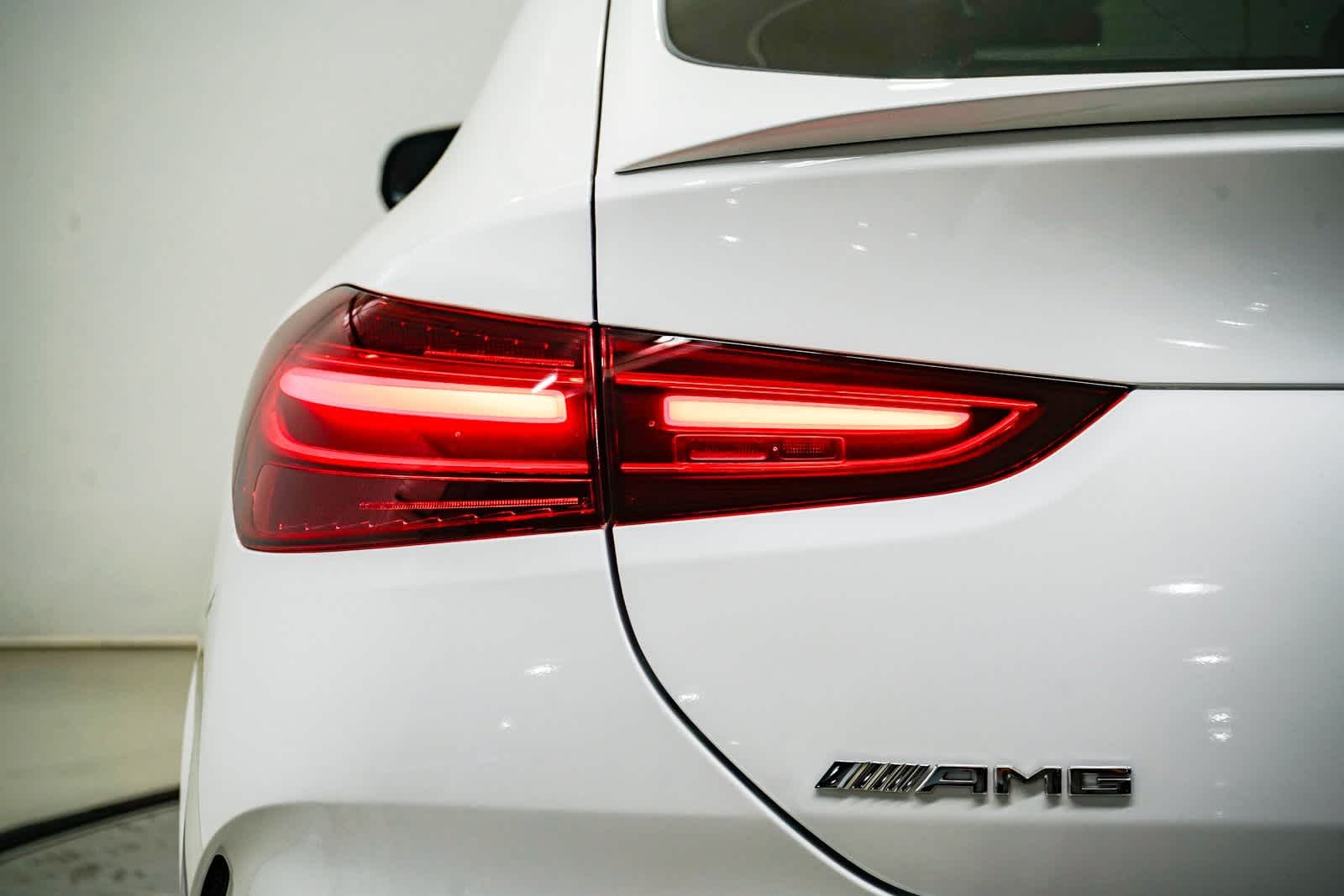 Thumbnail: 2025 Mercedes-Benz GLE - 9