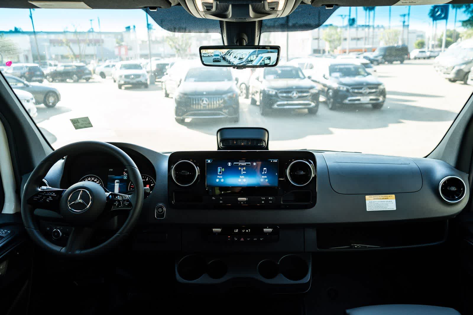 Thumbnail: 2026 Mercedes-Benz Sprinter - 16