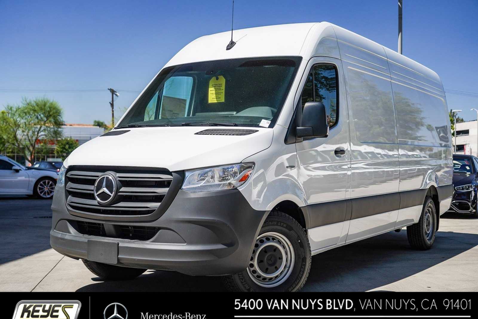 2024 Mercedes-Benz eSprinter  -
                Van Nuys, CA