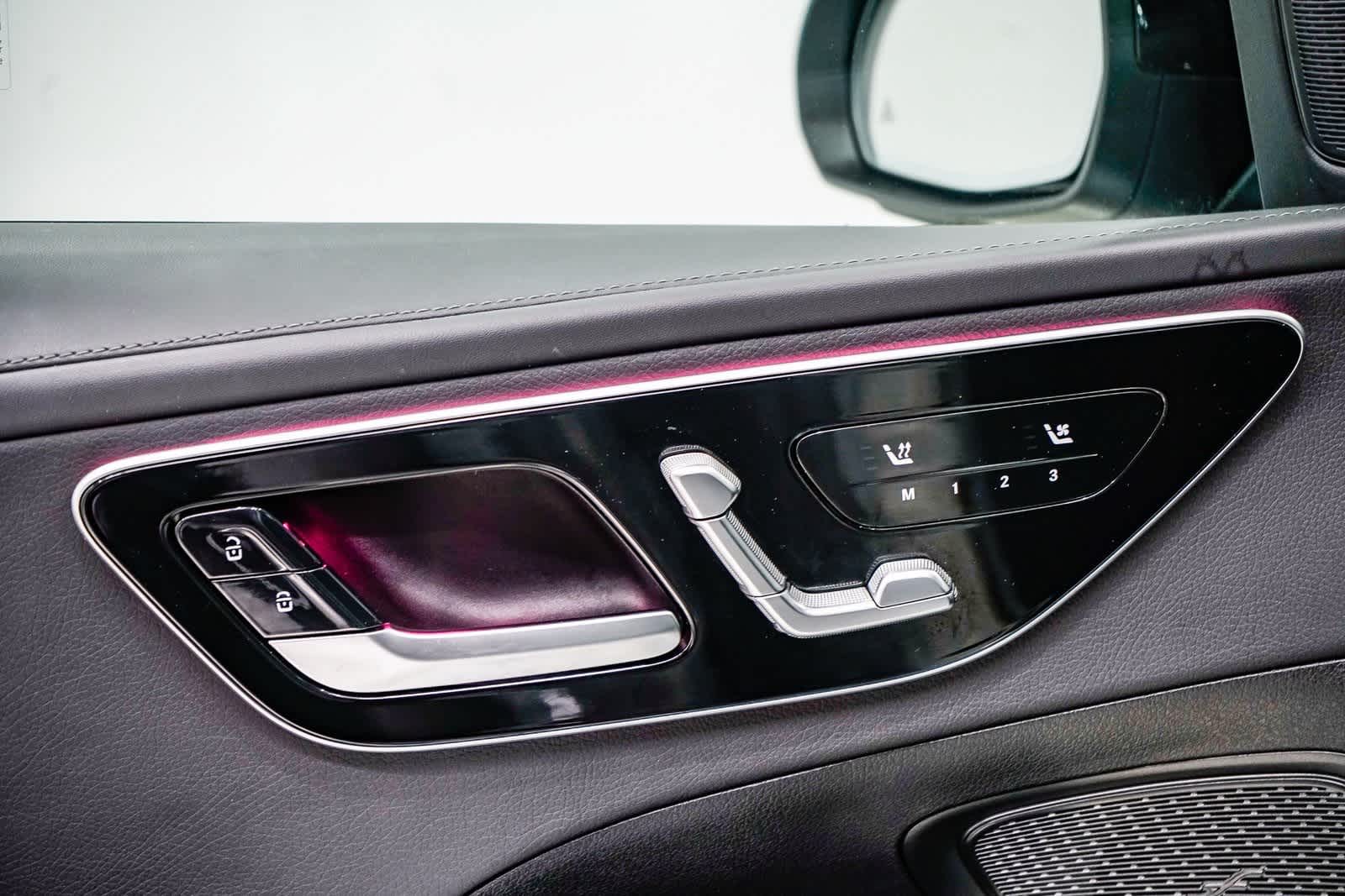 Thumbnail: 2025 Mercedes-Benz C-Class - 20