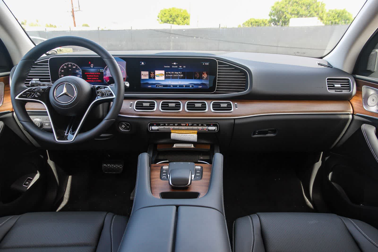 Thumbnail: 2026 Mercedes-Benz GLE - 13
